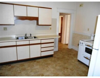 24 Stearns Terrace, Chicopee, MA 01013 - photo 4