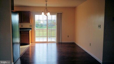 225 Sonya Ln, Bunker Hill, WV 25413 - photo 4