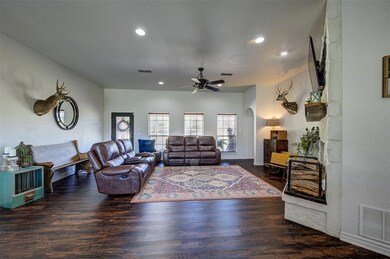 114 County Road 2195, Decatur, TX 76234 - photo 5