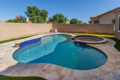 POOL & SPA
