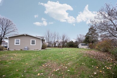 18428 Chaucer Ln, South Bend, IN 46637 - photo 2