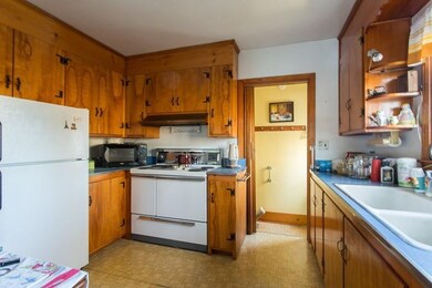 133 W Main St, West Brookfield, MA 01585 - photo 4