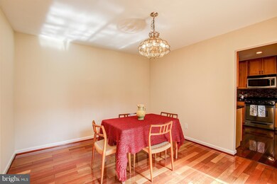 13 Cape Anne Ct, Montgomery Village, MD 20886 - photo 4
