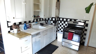 1208 E 11th St, Pueblo, CO 81001 - photo 6