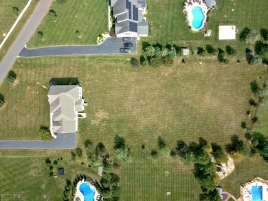 68-Overview-11-Ridgeview-Way