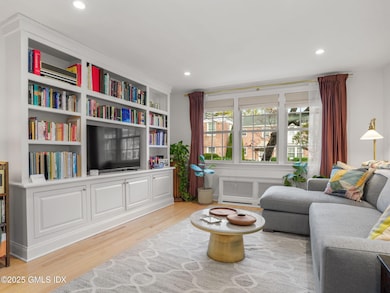 141 Putnam Park unit 141, Greenwich, CT 06830 - photo 4