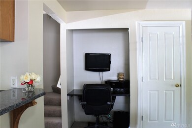 1526 192nd St SE unit U4, Bothell, WA 98012 - photo 4