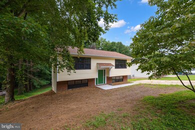 414 Cleveland Ct, Fredericksburg, VA 22407 - photo 4