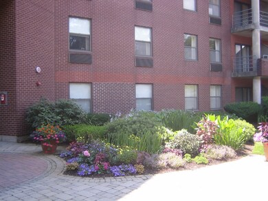 The Glen unit PH2, Swampscott, MA 01907 - photo 3