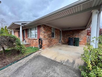 222 Clearview St SW, Decatur, AL 35601 - photo 2