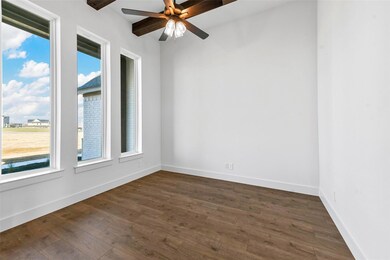 390 Red Bird Dr, Springtown, TX 76082 - photo 6