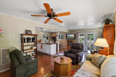 Living Room (2)