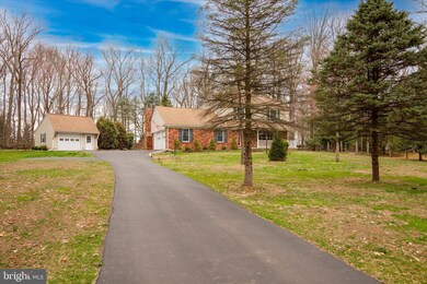 6175 Honey Hollow Rd, Doylestown, PA 18902 - photo 3
