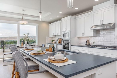 1307 NW Ochoa Dr, Bend, OR 97703 - photo 3