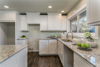 707 N Main St, Bentonville, AR 72712 - photo 6