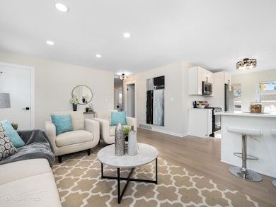 329 High Ridge Rd, Hillside, IL 60162 - photo 6