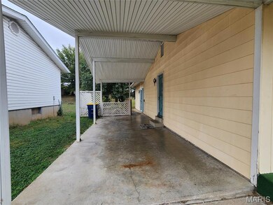 218 John St, Troy, MO 63379 - photo 4