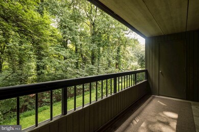 5701 Harpers Farm Rd unit D, Columbia, MD 21044 - photo 4