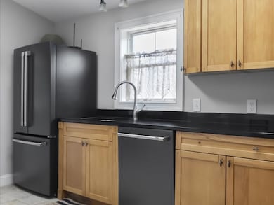 18 Chester Ave unit 1, Westerly, RI 02891 - photo 7