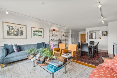 Thomas Graves Landing unit 604, Cambridge, MA 02141 - photo 4