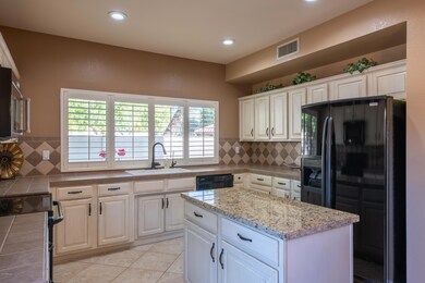 1840 E Bendix Dr, Tempe, AZ 85283 - photo 7