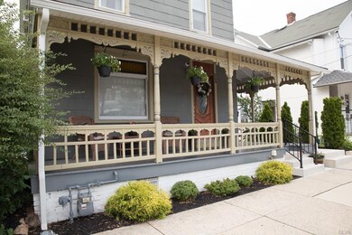 569 Broad St, Emmaus, PA 18049 - photo 4