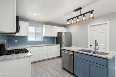 Diana V. Perez Center Real Estate -8