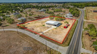 106 Patsy Lee Ct, Weatherford, TX 76087 - photo 3