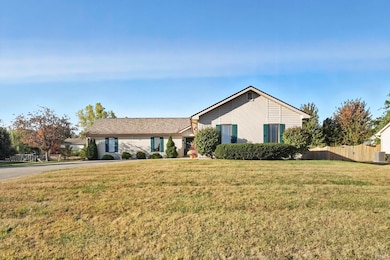 1536 Timberlake Trail, Fort Wayne, IN 46804 - photo 3