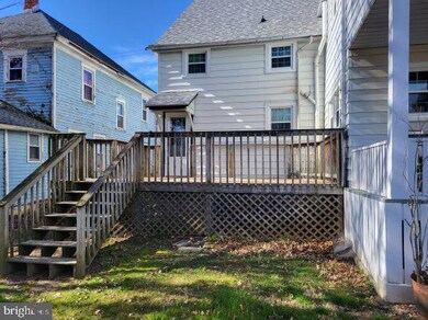 105 Broad St, Saint Georges, DE 19733 - photo 3