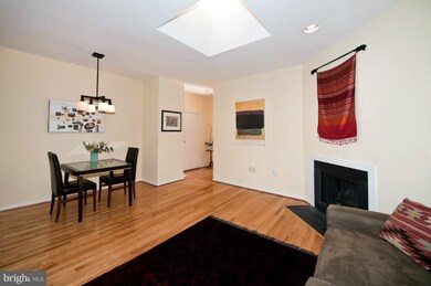 1811 Vernon St NW unit 302, Washington, DC 20009 - photo 7