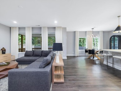 13-Open Floor Plan
