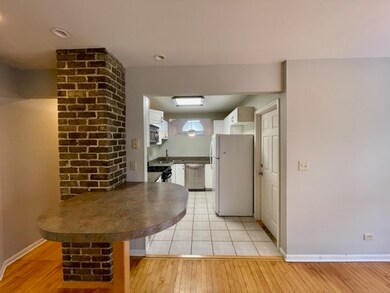 836 N Loomis St unit A, Naperville, IL 60563 - photo 6