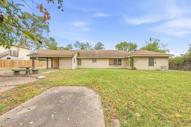600 E Whitney St, Houston, TX 77022 - photo 5