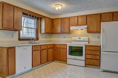 Appliances are just 3 years old.