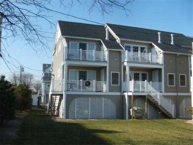 595 North End Blvd unit 2, Salisbury, MA 01952 - photo 2