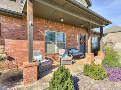 10937 N Pointe Dr, Edmond, OK 73025 - photo 5