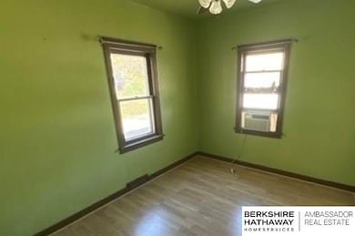 428 N 8th St, Loup City, NE 68853 - photo 3