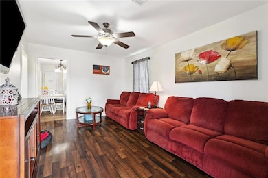 2912 Reunion Dr, Violet, LA 70092 - photo 3