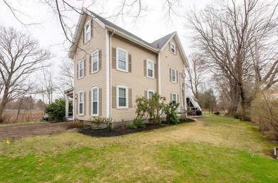 416 Maple St unit 3, Danvers, MA 01923 - photo 3