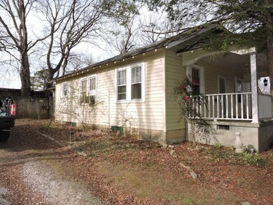 704 Madison St, Manchester, TN 37355 - photo 2