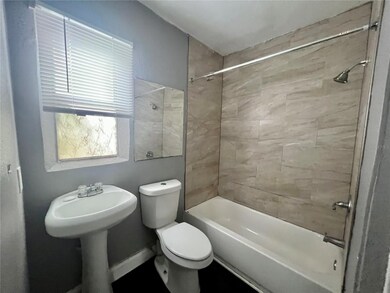 808 Palm Bluff St unit A, Clearwater, FL 33755 - photo 5