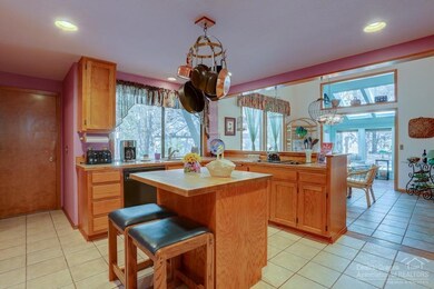 12 Goldfinch Ln, Bend, OR 97707 - photo 7