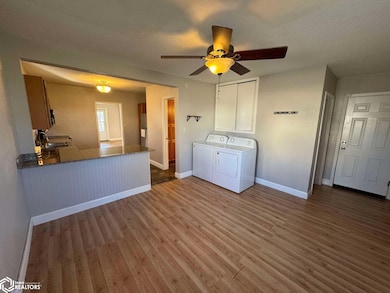 613 W Maple St, Centerville, IA 52544 - photo 7