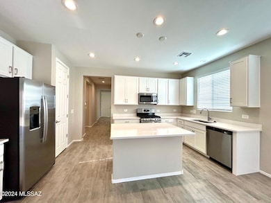 370 kitchen 2