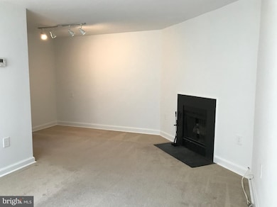 3817 Davis Place NW unit 3, Washington, DC 20007 - photo 3