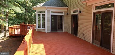 9400 Meadow Crossing Way, Fairfax Station, VA 22039 - photo 2