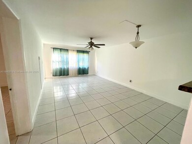 1540 NE 191st St unit 102, Miami, FL 33179 - photo 5