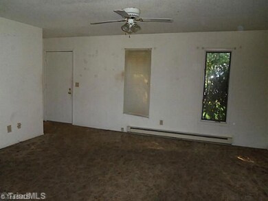 333 Ridgecrest Dr, King, NC 27021 - photo 6