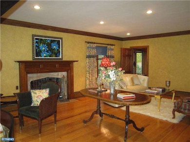 219 W Country Club Ln, Wallingford, PA 19086 - photo 5
